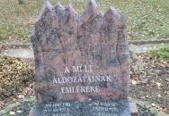 A múlt áldozatainak emlékparkja Fazekasboda