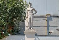 Munkás szobor Berettyóújfalu