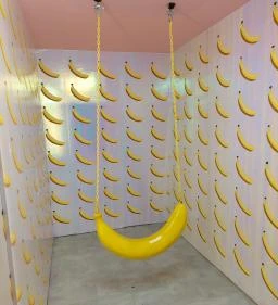 Museum of Sweets & Selfies - Paulay