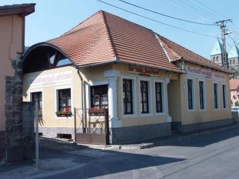 Muskátli Családi Kisvendéglő & Cukrászda Badacsonytomaj