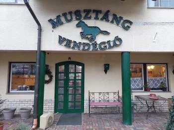 Musztáng Vendéglő Budaörs