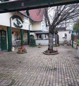 Musztáng Vendéglő