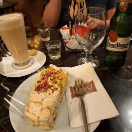 Művész Kávéház & Cukrászda, Budapest - Étel/ital