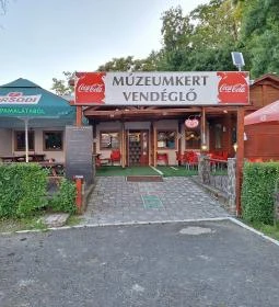 Múzeumkert Vendéglő & Panzió