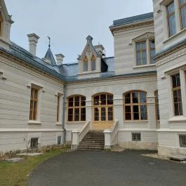 Nádasdy-kastély Nádasdladány - Külső kép