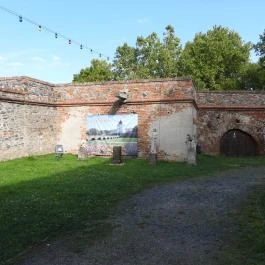 Nádasdy-vár, Sárvár - Külső kép