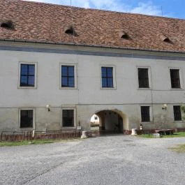 Nádasdy-vár, Sárvár - Külső kép