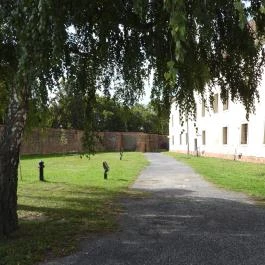 Nádasdy-vár, Sárvár - Külső kép