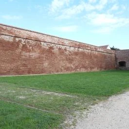 Nádasdy-vár, Sárvár - Külső kép