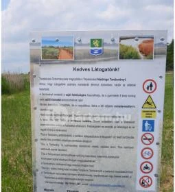 Nádirigó tanösvény