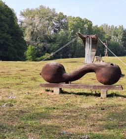 Nagyatádi Nemzetközi Faszobrász Alkotótelep - Szoborpark