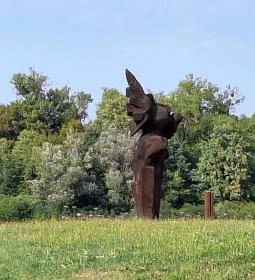 Nagyatádi Nemzetközi Faszobrász Alkotótelep - Szoborpark