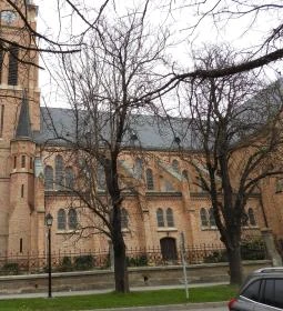 Nagyboldogasszony római katolikus templom 