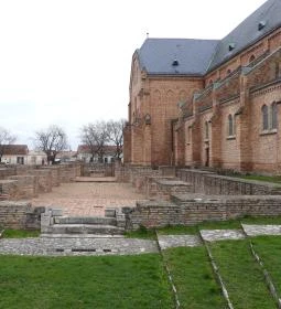 Nagyboldogasszony római katolikus templom 