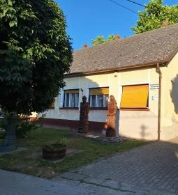 Nagydorogi Kalap- és Sipkamúzeum