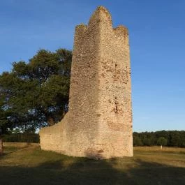 Nagykeszi Templomrom Gyepükaján - Külső kép