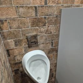 Nagyszénás Menedékház, Nagykovácsi - Mosdó