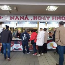 Naná, hogy finom! - Fehérvári úti Vásárcsarnok Budapest - Belső