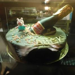 Nándori Cukrászda Budapest - Étel/ital