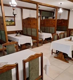 Napkelte Panzió étterme