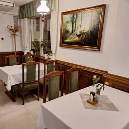 Napkelte Panzió étterme Napkor - Belső