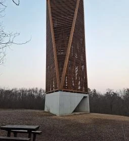 Naplás-tavi kilátó