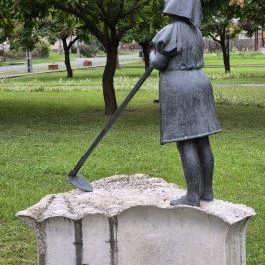 Napszámos óra Rimóc - Külső kép