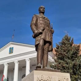 Návay Lajos szobra Makó - Egyéb