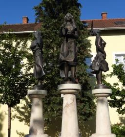 Négy Évszak szoborcsoport