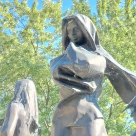 Négy Évszak szoborcsoport Tapolca - Egyéb