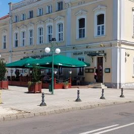Nelson Pub Étterem & Cukrászda, Hajdúszoboszló - Külső kép
