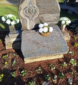 Nemesnépi harangláb