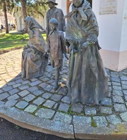 Német kitelepítettek emlékműve