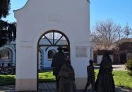 Német kitelepítettek emlékműve Elek