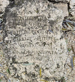 Német kitelepítettek emlékműve