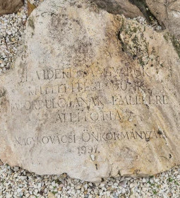 Német kitelepítettek emlékműve