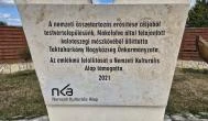 Nemzeti Összetartozás Emlékműve Taktaharkány - Külső kép
