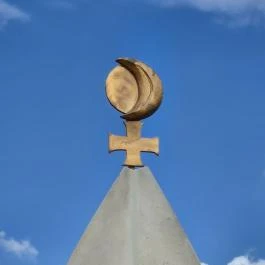 Nemzeti Összetartozás Emlékműve Taktaharkány - Külső kép