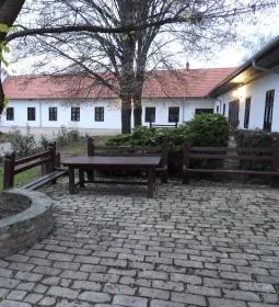 Népi Iparművészeti Gyűjtemény