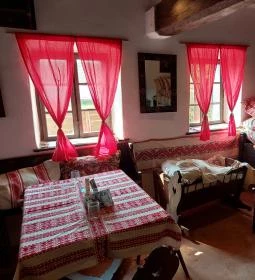 Népművészeti Tájház