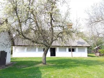 Népművészeti Tájház Buzsák