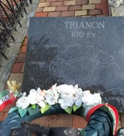 Nepomuki Szent János kápolna