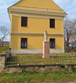 Nepomuki Szent János kápolna