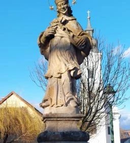 Nepomuki Szent János szobor