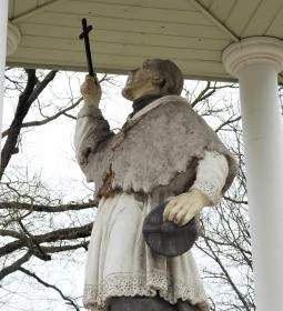 Nepomuki Szent János szobor