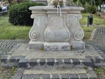 Nepomuki Szent János szobor - Budapest, Hosszúhegy tér Budapest
