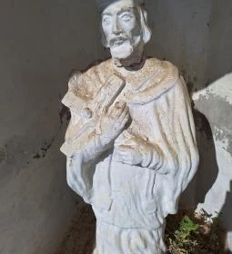 Nepomuki Szent János szobor kápolnában