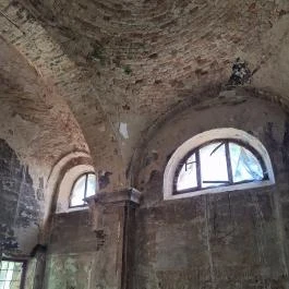 Nepomuki Szent János Templom rom, Szedres - Belső