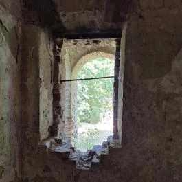 Nepomuki Szent János Templom rom, Szedres - Belső