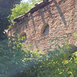 Nepomuki Szent János Templom rom Szedres - Külső kép